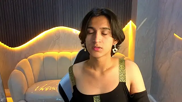 Snapshot of zoe_tp chatting on 01.15.26 zoe tp online show from 01.15.26