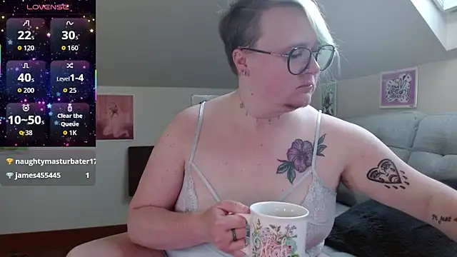 queerlyjaz online show from 05.15.26