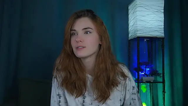 Snapshot of foxy_cute4you chatting on 11.20.25 foxy cute4you online show from 11.20.25