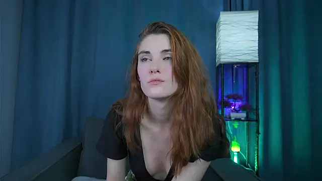 Snapshot of foxy_cute4you chatting on 12.02.25 foxy cute4you online show from 12.02.25