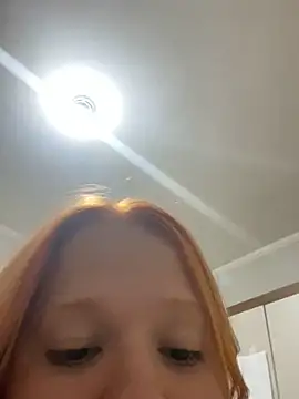 Snapshot of moranguinhofire chatting on 11.23.25 moranguinhofire online show from 11.23.25