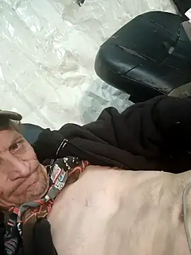 Iwantitnow3 online show from 04.12.26