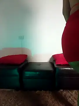 Snapshot of Kelaya_Monrroy chatting on 11.30.25 Kelaya Monrroy online show from 11.30.25