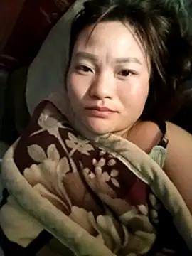 Lee-Thee online show from 11.23.25