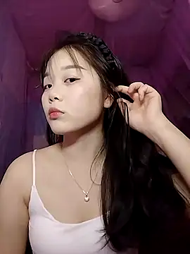 Snapshot of Baa-bee22 chatting on 04.22.26 Baa-bee22 online show from 04.22.26