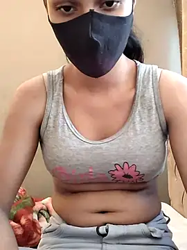 Snapshot of Minakshi-Gi chatting on 11.29.25 Minakshi-Gi online show from 11.29.25