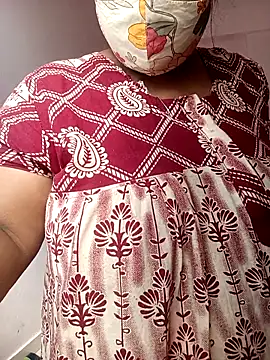 Snapshot of CUTE-LOVE-SWEETS chatting on 02.19.26 CUTE-LOVE-SWEETS online show from 02.19.26