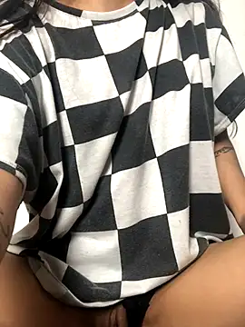 I-Am-Vilu online show from 11.22.25