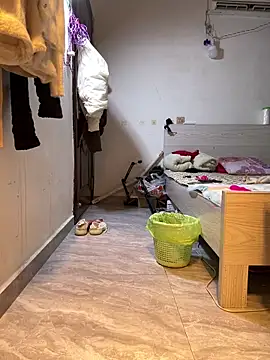 Snapshot of Yes-Baby-A chatting on 12.16.25 Yes-Baby-A online show from 12.16.25