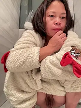 Snapshot of Yes-Baby-A chatting on 01.11.26 Yes-Baby-A online show from 01.11.26