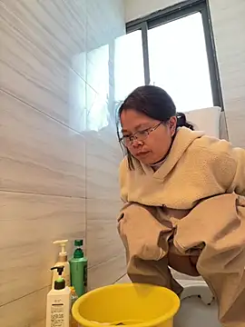 Snapshot of Yes-Baby-A chatting on 01.13.26 Yes-Baby-A online show from 01.13.26