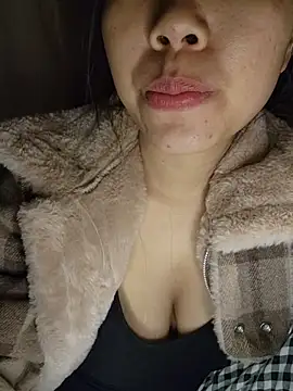 Xiu-L online show from 12.05.25