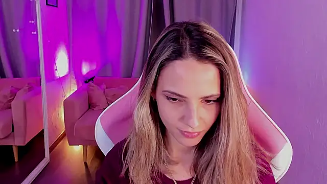 Snapshot of amelia_meili chatting on 11.22.25 amelia meili online show from 11.22.25