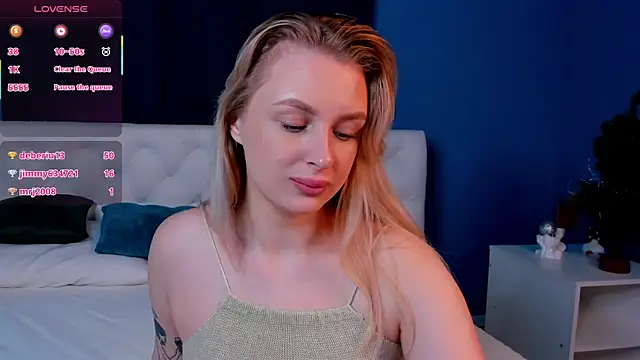 Snapshot of KiraRuiz chatting on 02.11.26 KiraRuiz online show from 02.11.26