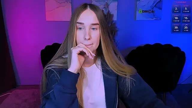  kellykitten  online show from 11.30.25