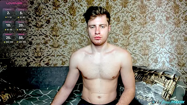 Maxhornyblondieman online show from 03.09.26