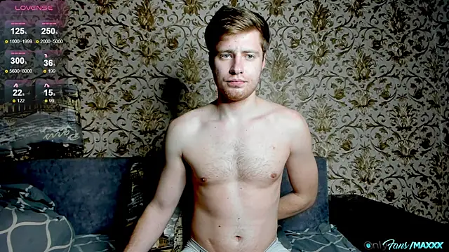 Maxhornyblondieman online show from 04.01.26