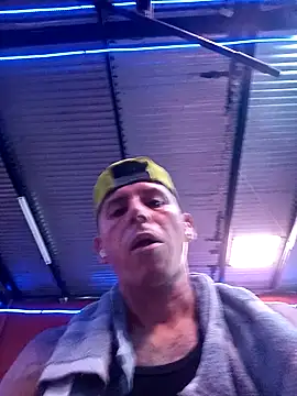 juunioreest online show from 11.19.25