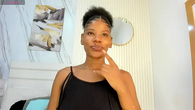 Afro Luna online show from 03.30.26