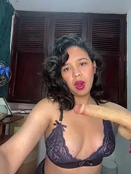 Snapshot of Esmerald_1111 chatting on 02.17.26 Esmerald 1111 online show from 02.17.26