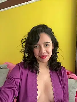 Snapshot of Esmerald_1111 chatting on 02.19.26 Esmerald 1111 online show from 02.19.26