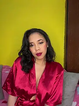 Esmerald 1111 online show from 05.13.26