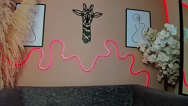 ella evans  online show from 11.23.25