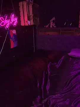 Shy-Ivy online show from 04.12.26