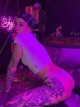 Shy-Ivy online show from 05.20.26