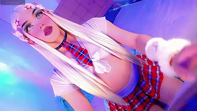 Snapshot of Shiaki_04 chatting on 02.08.26 Shiaki 04 online show from 02.08.26