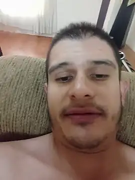 Snapshot of JorgeDaLeche1 chatting on 06.25.26 JorgeDaLeche1 online show from 06.25.26