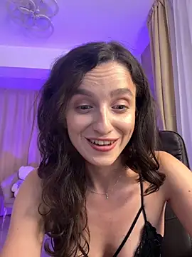 Snapshot of AnnaHarperX chatting on 10.09.25 AnnaHarperX online show from 10.09.25