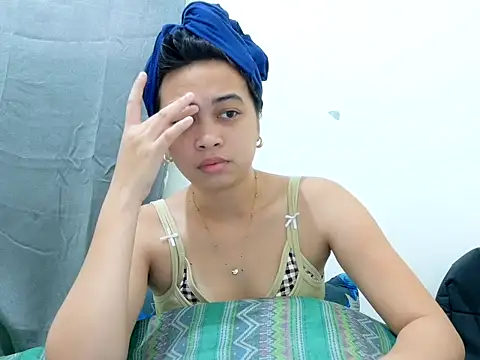 Ursexyasianskinny online show from 04.20.26