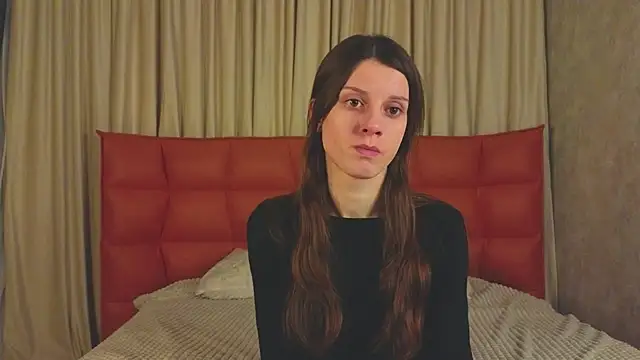 VelvetNyxen online show from 12.04.25