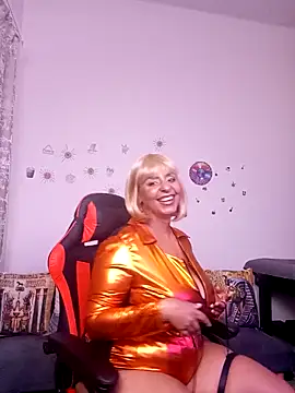 LaReineCleo online show from 04.17.26