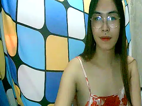 Snapshot of hottest_solel chatting on 12.02.25 hottest solel online show from 12.02.25