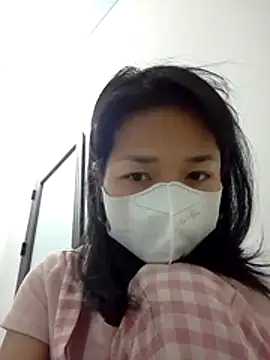 Snapshot of PamPii2x chatting on 12.13.25 PamPii2x online show from 12.13.25