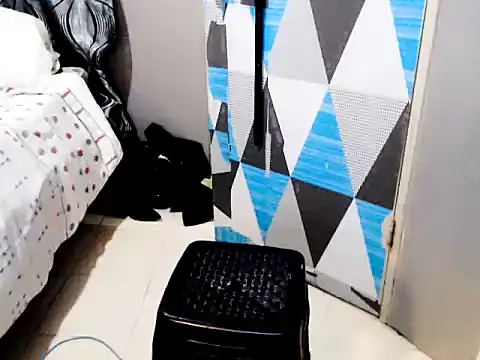 Snapshot of Savannah_Cock chatting on 11.22.25 Savannah Cock online show from 11.22.25