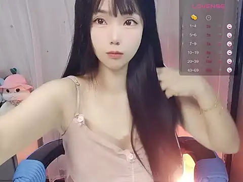 marianawu online show from 12.13.25