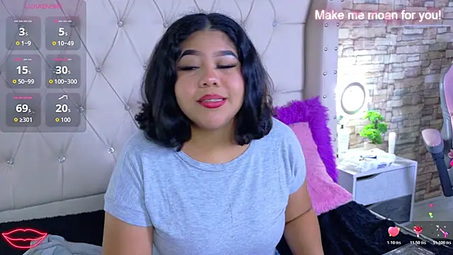 Amanda Mooree online show from 04.18.26