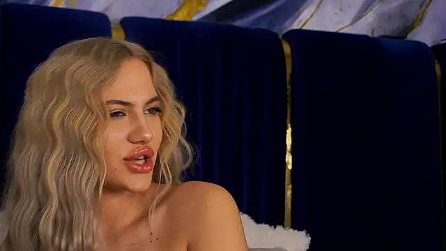 Snapshot of Chloe_GraceeX chatting on 12.14.25 Chloe GraceeX online show from 12.14.25