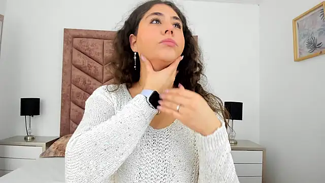 Emmalorez   online show from 12.02.25