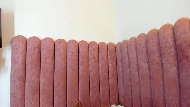 Emmalorez   online show from 12.04.25