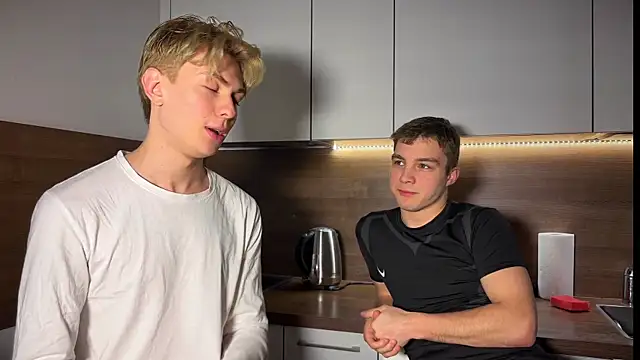 Snapshot of Even_Vrot chatting on 03.03.26 Even Vrot online show from 03.03.26