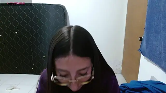 Nanylux online show from 04.13.26