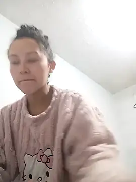 pettymoon1 online show from 12.17.25