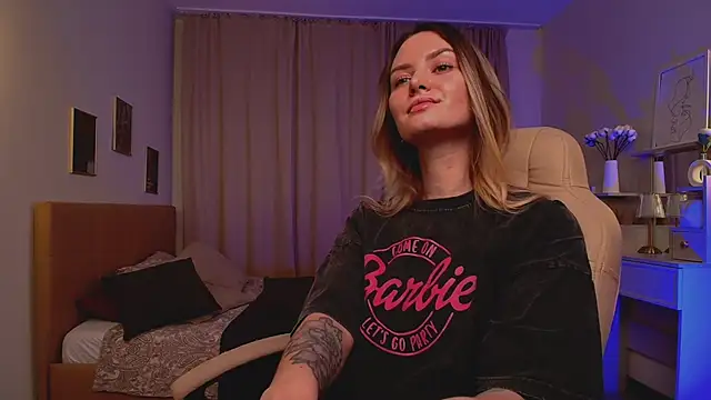 Ursula Andres online show from 01.19.26