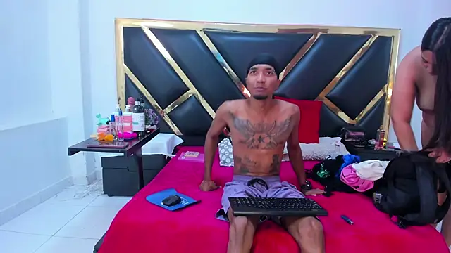 Caroyandy3 online show from 11.21.25