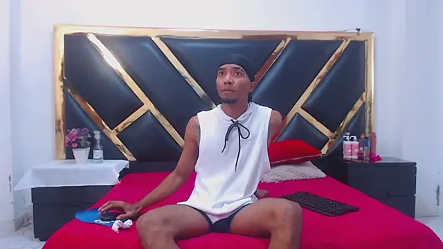 Caroyandy3 online show from 11.25.25