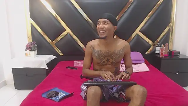 Caroyandy3 online show from 11.26.25